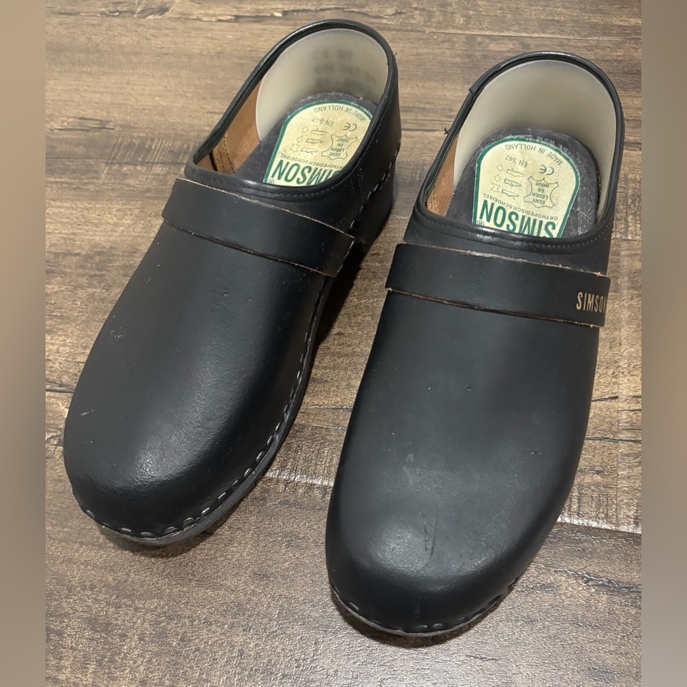 Simson Black Clogs - Picture 2 of 8